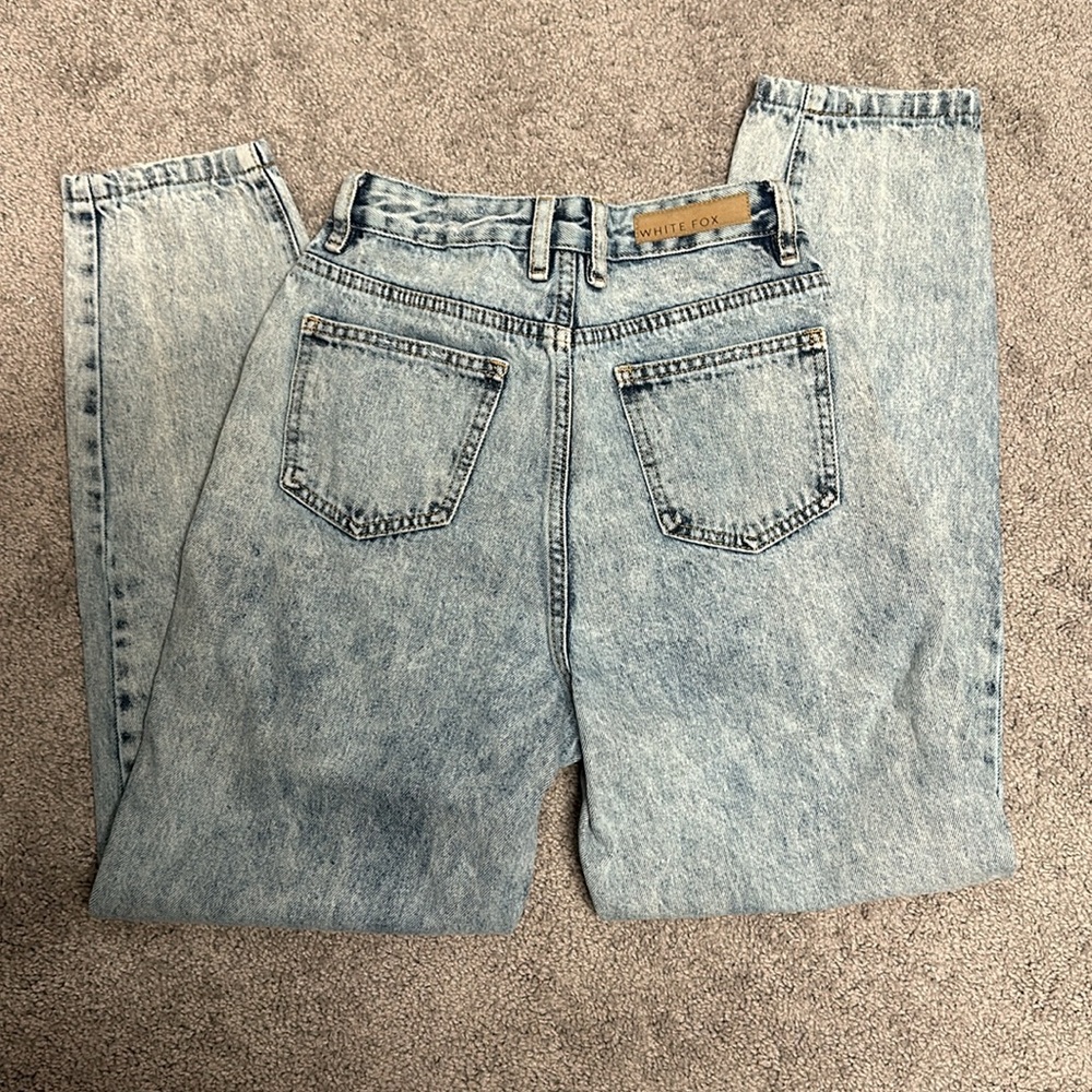 White fox boutique boyfriend jeans xs - Picture 2 of 3